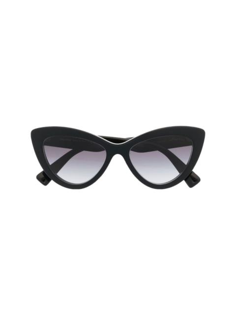 cat-eye sunglasses