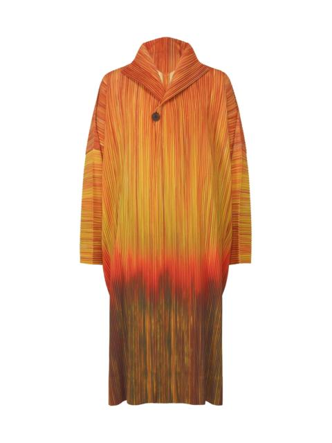 ISSEY MIYAKE PAINT BRUSH CLOSE-UP