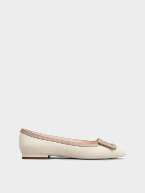 Roger Vivier Gommettine Bicolor Lacquered Buckle Ballerinas in Nappa Leather