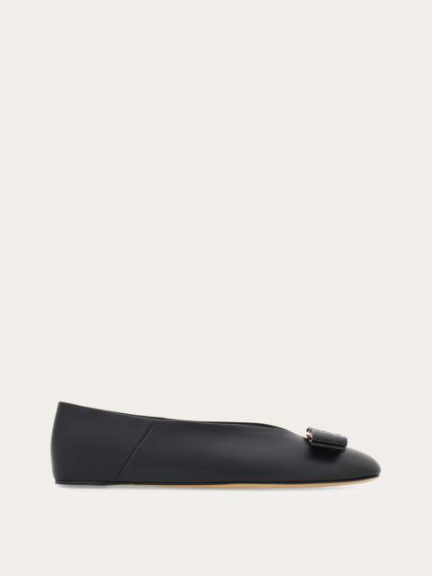 FERRAGAMO Vara Bow ballet flat