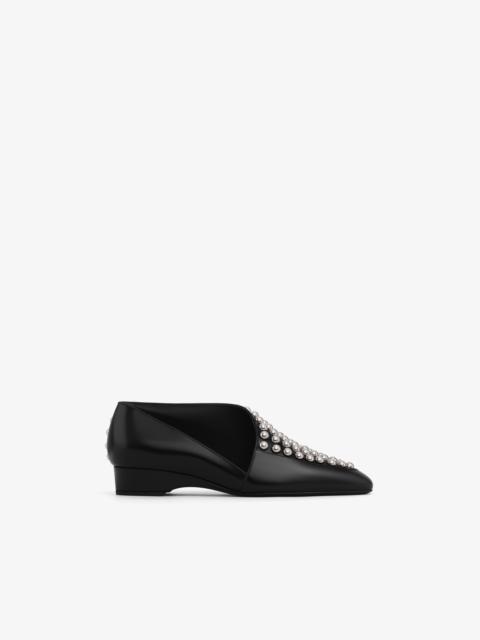 Alaïa ASYMETRIC LOAFERS IN GLOSSY CALFSKIN WITH STUDS