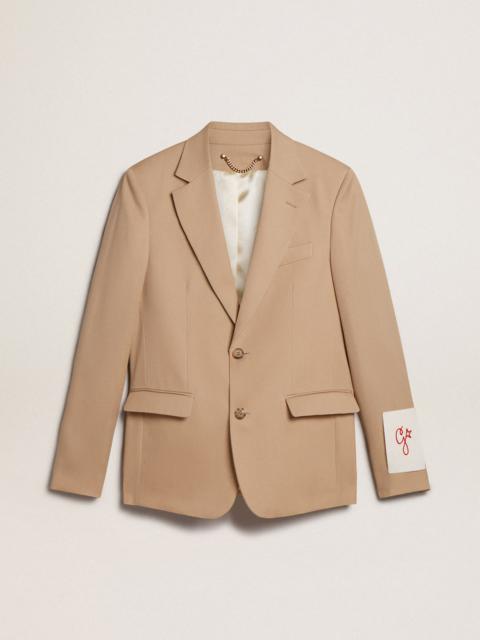 Single-breasted blazer in sand with horn buttons