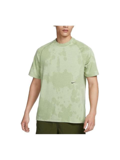 Nike Dri-FIT ADV A.P.S. Short-Sleeved Fitness Top 'Olive Aura' DX6955-371