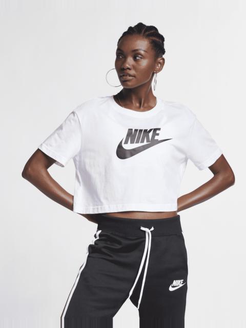 Nike Sportswear Essential Women's Cropped Logo T-Shirt