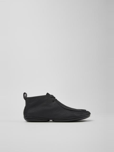 CAMPER Right Nina Black Leather Ankle Boots for Women.