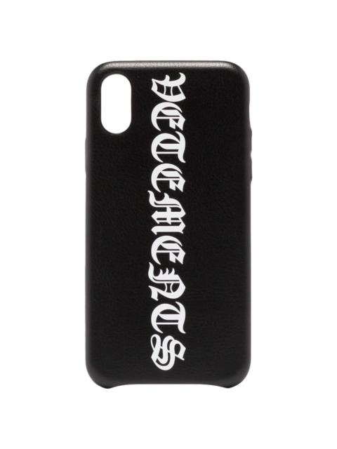 VETEMENTS Goth logo-print iPhone XS case