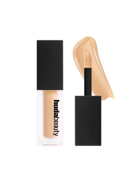 Huda Beauty Mini #FauxFilter Matte Buildable Coverage Waterproof Concealer
