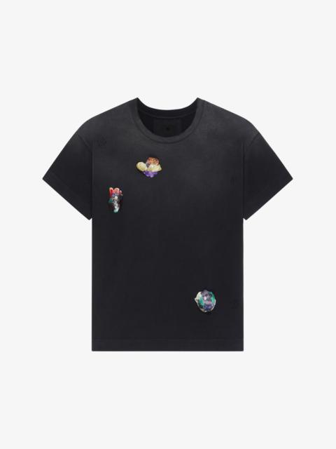Givenchy BOXY FIT T-SHIRT IN COTTON WITH ORNAMENTS