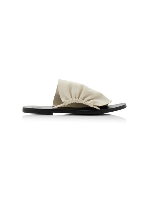 ST. AGNI Gathered Leather Slides white