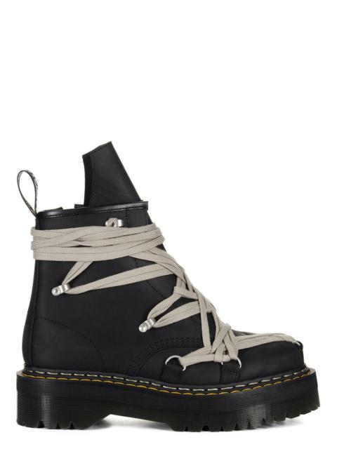 Dr. Martens BOOTS
