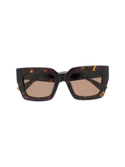 tortoiseshell-effect oversized sunglasses