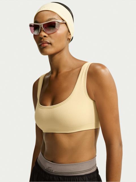 Nike NikeSKIMS Ribbed Seamless Women's Micro-Scoop Bra