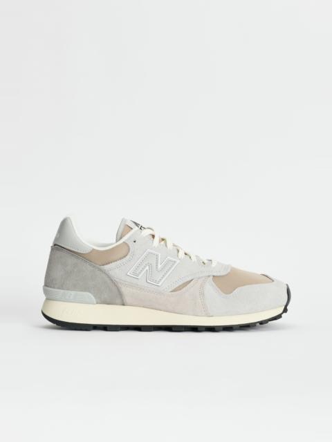 NEW BALANCE 475 STONEWARE / BRIGHTON GREY