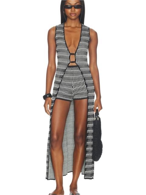 DEVON WINDSOR Garcelle Robe