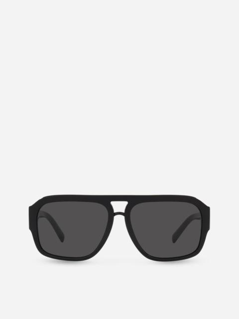 Dolce & Gabbana DG Crossed sunglasses